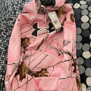 Brand new under armor hoodie